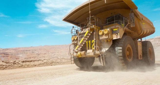 Newmont Corporation (NYSE: NEM) Surges 5.98% as Gold Tops $4,300 on US-Iran Peace Deal