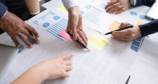 Up 12% In a Month — What’s Analyst Perspective on Citizens Financial Group (NYSE:CFG)?