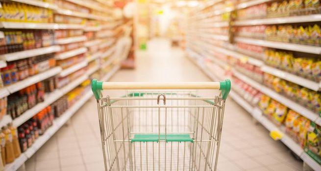 DA Davidson Lifts Best Buy (NYSE: BBY) Target to $90, Reaffirms Buy Rating After Management Review