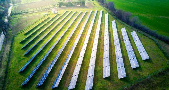 Canadian Solar Developer Files SEC 6-K Disclosure Amid Regulatory Scrutiny