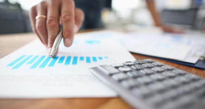 What Turned Rocket Companies (NYSE:RKT) From a $124 Million Loss Into $709 Million of Net Income?