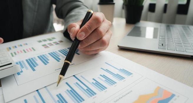 Why Vertiv (NYSE:VRT) Rocketed on the S&P 500: Orders More Than Doubled and Sales Forecast Rose