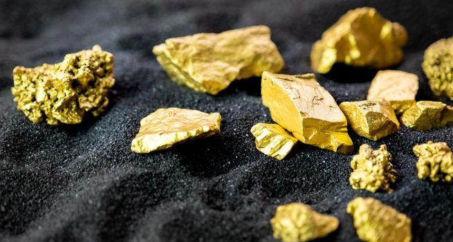 Revenue Rockets 110% While EPS Misses—B2Gold’s Mixed Quarter Unpacked