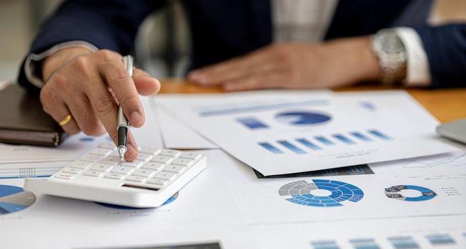 What Moved Retail Favorites on October 27: Critical Metals (NASDAQ:CRML), Innodata (NASDAQ:INOD), SOXS (NYSEARCA:SOXS) and IPO (NYSEARCA:IPO)?