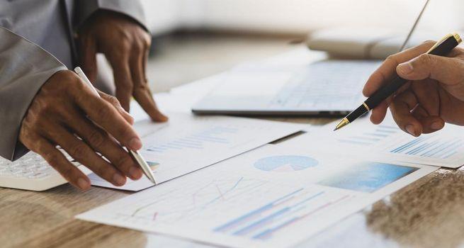 Marathon Petroleum Corporation (NYSE: MPC) Announces Board Member Passing