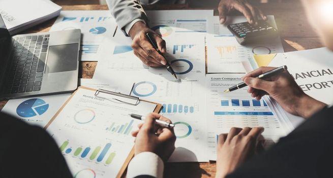Why Does Anthropic's USD 80.7B Loss Matter to SpaceX (NASDAQ:SPCX)?