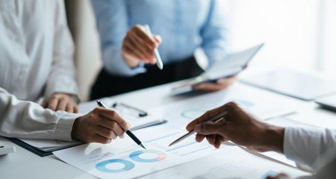 Will SoFi Technologies (NASDAQ:SOFI) Beat a USD 0.17 EPS Bar on October 27?