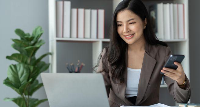 Can Shinhan Financial (NYSE:SHG) Beat a 2.33 EPS Estimate on October 27?