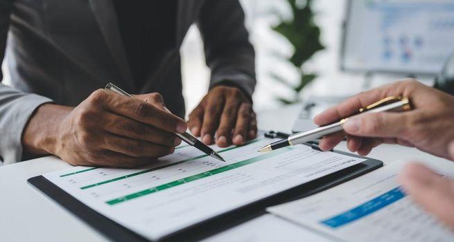 Why Did GrafTech (NYSE:EAF) Rise 9.52% After a USD 140 Million Quarter?