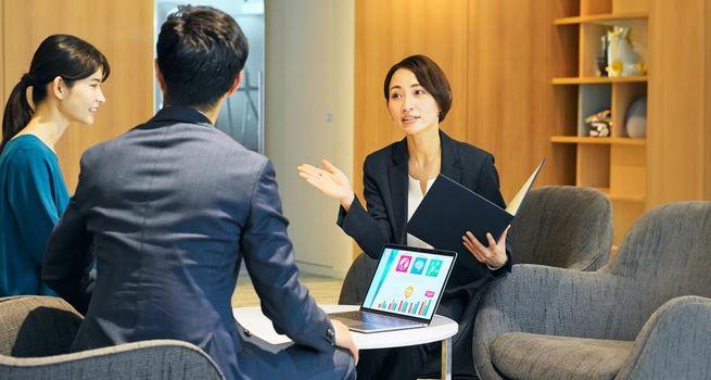 Why BSP, IOND, WLTH, BRAI and EXYN Make AI and Technology Services a Nasdaq Theme to Watch