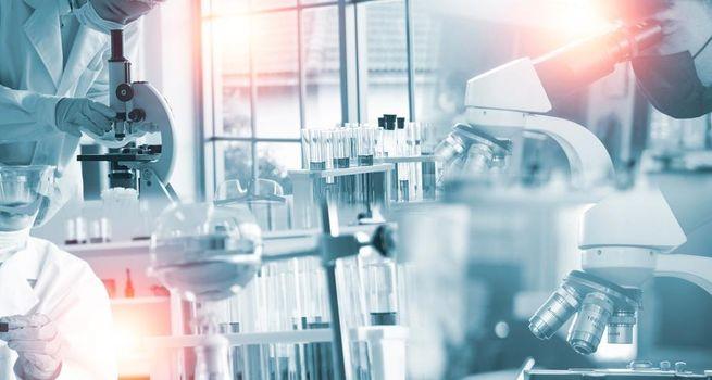 Merck & Co. (NYSE:MRK) Holds Near Flat as Keytruda Pipeline Stability Offsets Sector-Wide Caution