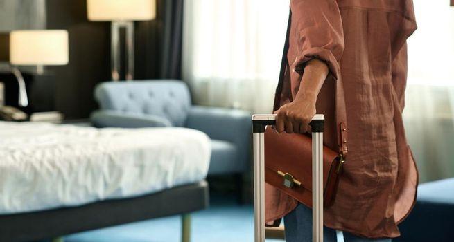 Frontier Group (NASDAQ:ULCC) Rallies as Airline Stocks Attempt a Comeback