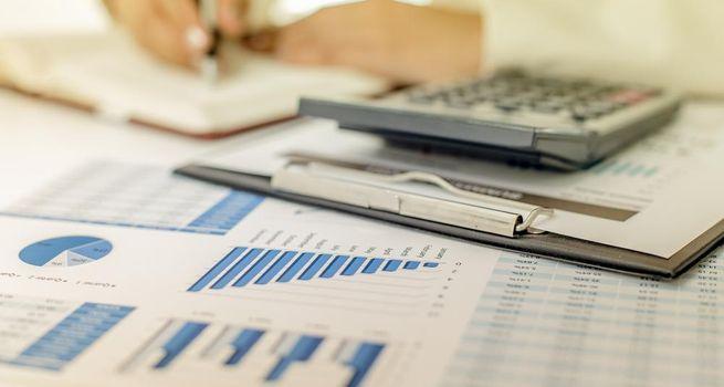 Why is Broadcom (NASDAQ:AVGO) tied to a USD 161B Anthropic deal?