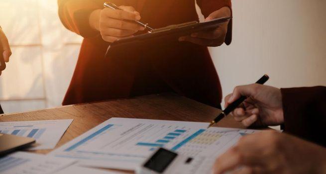 Landstar System (NASDAQ:LSTR) Retreats as Insurance and Claim Costs Bite