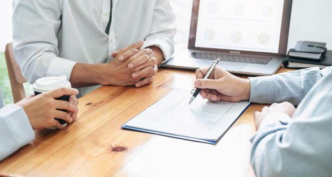 Why 10x Genomics (NASDAQ:TXG) Rose as Life-Science Tools Stocks Rallied