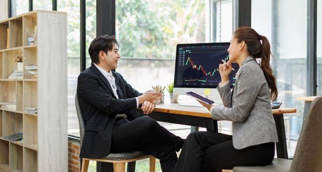 SoFi Technologies (NASDAQ:SOFI) Earnings: What Is Behind the 44% Revenue Jump and the $6.4 Billion 2027 Target?