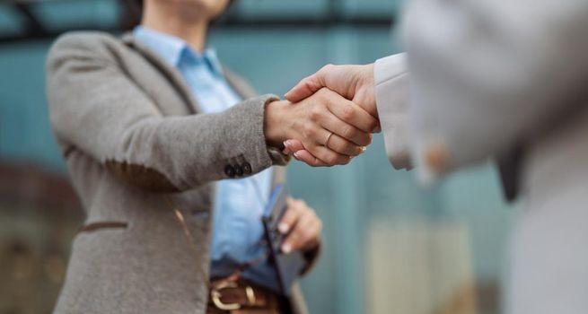 Why Did AI OKTO Corp (NASDAQ:AIOK) Fall 27% After a USD 3.50 Dividend?