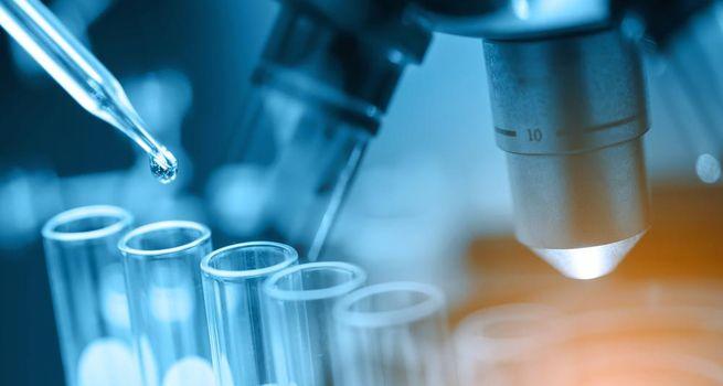 White House pushes generic drugs onto TrumpRx portal to cut costs—but will it work?