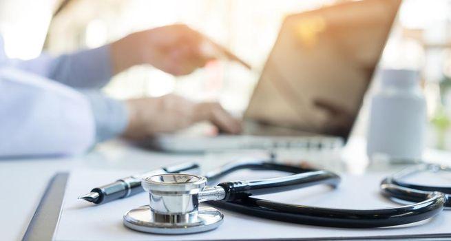 Butterfly Network (NYSE: BFLY) Stock Rises 56% on Midjourney Medical AI Scanner Plans Despite FDA and Reimbursement Hurdles