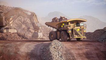 Newmont (NYSE: NEM) Names New CFO, COO, and CTO in Leadership Overhaul Ahead of Strategy Shift