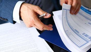 RingCentral (NYSE:RNG) Undervalued Growth Stock: What the Latest Filings Show on Valuation Allowance Release, Debt Repayment and Dividends