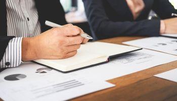 FECAX Fund Managers Adopt Defensive Position as 2026 Market Conditions Evolve