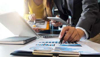 Why Insurers Like Chubb and Selective Are Climbing Pre-Market While Tech Stocks Get Crushed