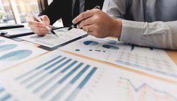 Why Chubb (NYSE:CB) Is Edging Higher Pre-Market on the S&P 500 After a Record Nine-Month Cash-Flow Haul