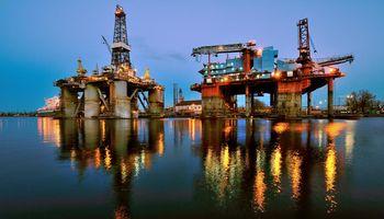 WaterBridge Infrastructure (NYSE:WBI) Slides 5.77% as Sponsor Selling Persists
