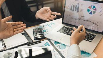 Wall Street Upgraded UnitedHealth and Downgraded Broadcom on the Same Day, Here's the Sector Rotation Trade Every Investor Needs to See