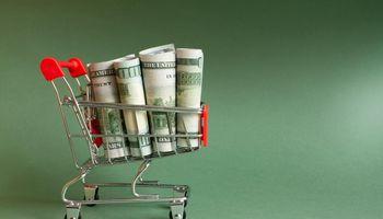 J.M. Smucker Earnings Beat: Can SJM Defend Its Consumer Staples Growth?
