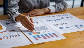 PepsiCo (NASDAQ: PEP) Downgraded as Deutsche Bank Flags Slowing Consumption Trends