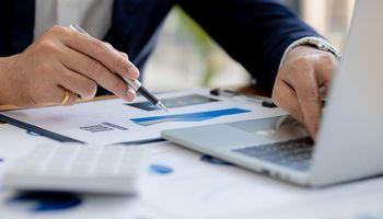 Why Tradr 2X Short Sandisk Daily ETF (NASDAQ: SNDQ) Could Be Worth Watching as Sandisk (NASDAQ: SNDK) Faces AI and Memory Market Volatility