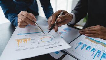 Which Insurer Earnings Reports Differ Most at Erie Indemnity (NASDAQ:ERIE), CNO Financial Group (NYSE:CNO) and More?