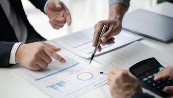 ICL Raises $800 Million in 6.036% Senior Notes Due 2036, Bolstering Liquidity Amid Commodity Cycle