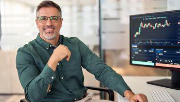 Sportsman's Warehouse (NASDAQ: SPWH) Extends Debt to 2031 with New Agreement