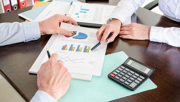 Strategy Inc. (NASDAQ: MSTR) Faces Fresh Scrutiny as Chairman Keeps Rolling the Dice on Bitcoin