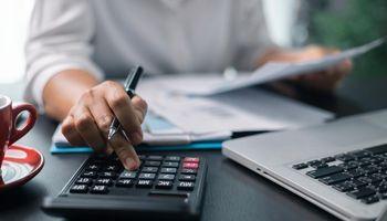 How Meta's New Non-Voting Class C Share Plan Became a Talking Point for Meta Platforms (NASDAQ:META)
