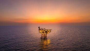 Martin Midstream Partners (NASDAQ:MMLP) Rebounds as Thin Volume Limits Recovery