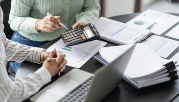 FedEx (NYSE:FDX) Earnings: What Shipping Data Reveals About US Economic Health