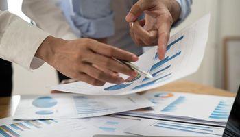 Adobe (NASDAQ: ADBE) Freemium Pivot and Pricing Deferral Trigger ARR Reset, Raising Growth Visibility Questions