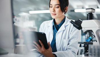 Eli Lilly (NYSE:LLY) Acquires 4E Therapeutics to Expand Non-Opioid Pain Pipeline