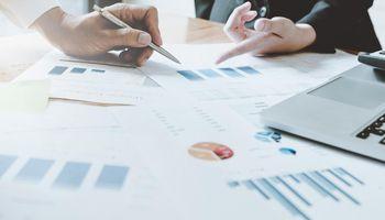 British American Tobacco (NYSE:BTI) Stock Stays In Focus As Dividend Yield Meets Tobacco Transition Risk