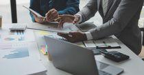 Why PensionBee and InvestAcc Show Two Routes to Scale in London-Listed Pension Administration