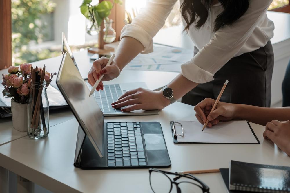 One NASDAQ-Listed Application Software Company Positioned with Project Acceleration and Operational Strength for Multi-GW Growth in Renewable Computing: SLNH