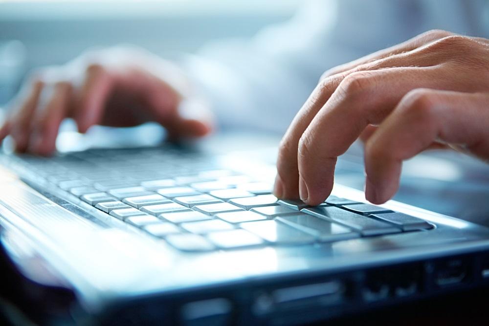 One NYSE- Listed Technology Stock at Resistance Level: DELL