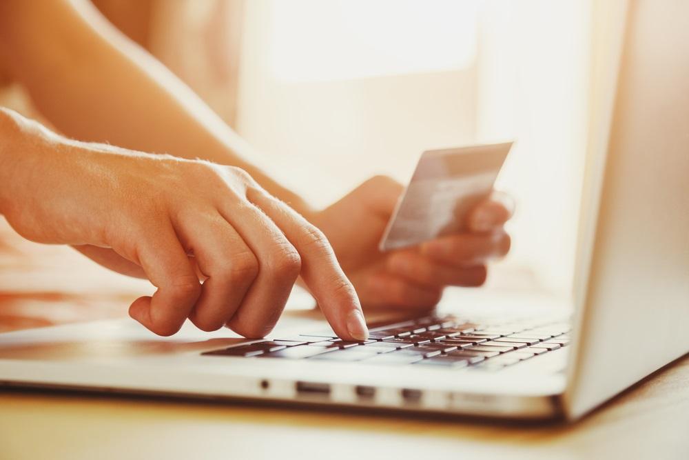 One NASDAQ: Listed Technology Stock at Resistance Level: PayPal Holdings Inc