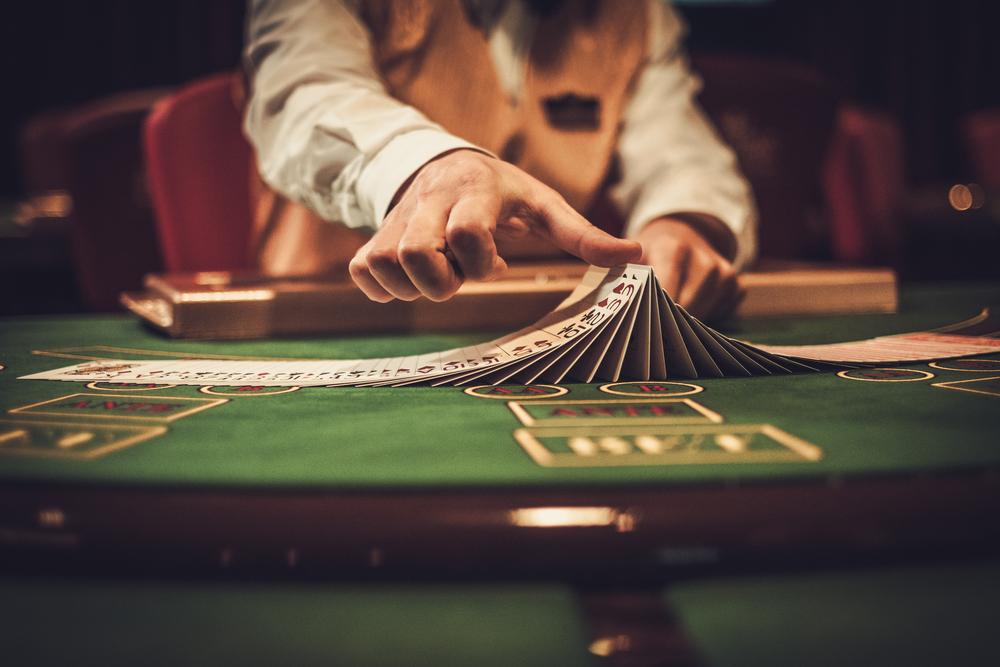 One Leisure Stock Lacking Fundamental Conviction – EVOK