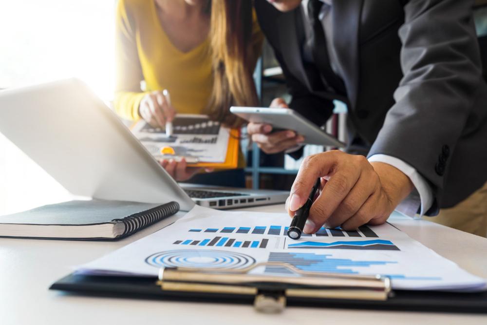 Celestica Inc: AI Infrastructure Momentum Drives Record Growth and Upgraded Outlook