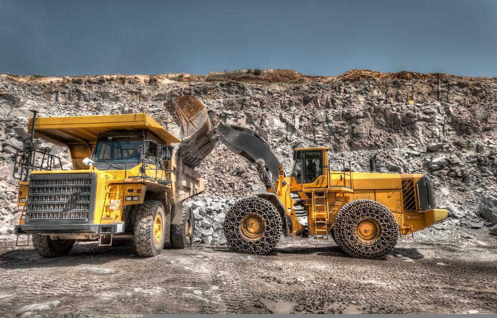 One NYSE Listed Metals & Mining Company at Resistance Level: EXK